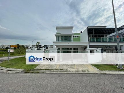 [For Sale] Cluster House at Taman Kempas Utama, Johor, Johor Bahru