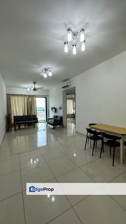 Luxury Condominium in The Raffles Suites @ Sutera Utama for Sale, Johor, Skudai