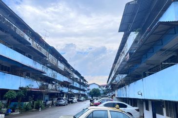 Flat Taman Ungku Tun Aminah