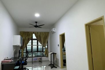 D'Summit Residences @ Kempas Utama