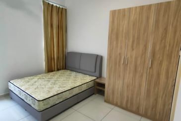 D'Summit Residences @ Kempas Utama