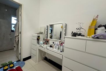 Double Storey Cluster House Calidora @ Setia Tropika For Sale