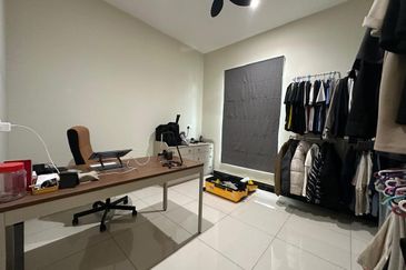 Double Storey Cluster House Calidora @ Setia Tropika For Sale