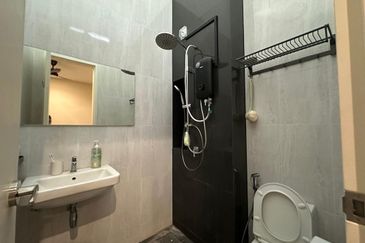 Double Storey Cluster House Calidora @ Setia Tropika For Sale