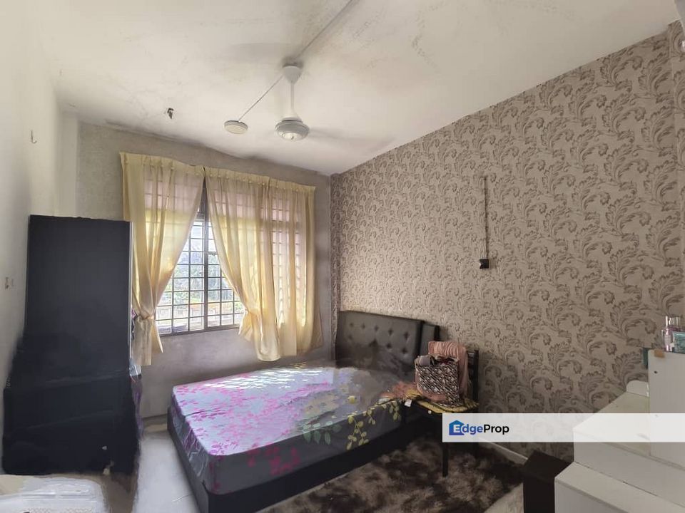 Ria Apartment 2，Taman Megah Ria，Johor Bahru for Sale, Johor, Masai