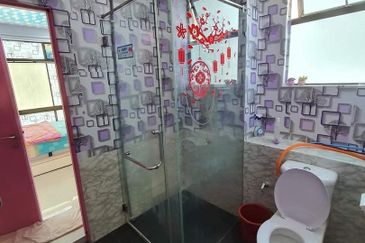 Seri Austin Luxury Apartment