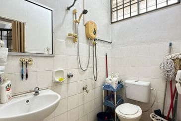 2 Storey Terrace House,Jalan Nusa Perintis 2,Gelang Patah For Sale 