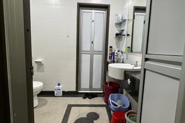 Seri Austin Luxury Apartment