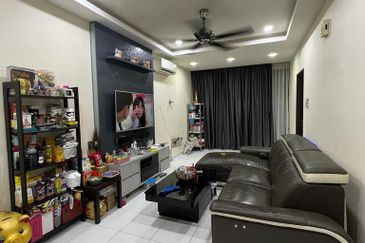 Seri Austin Luxury Apartment