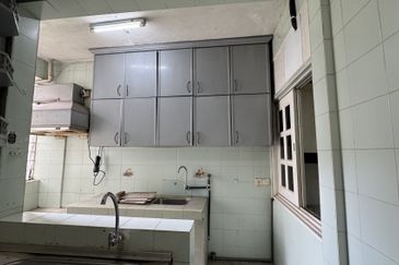 Subang Perdana Goodyear Court 9