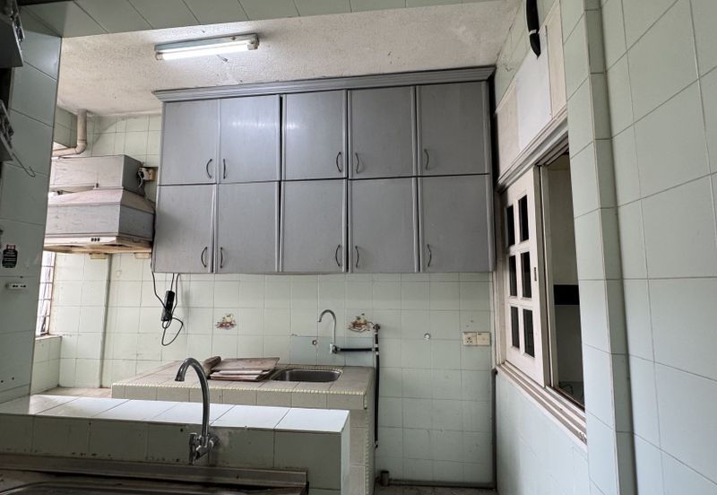 Subang Perdana Goodyear Court 9