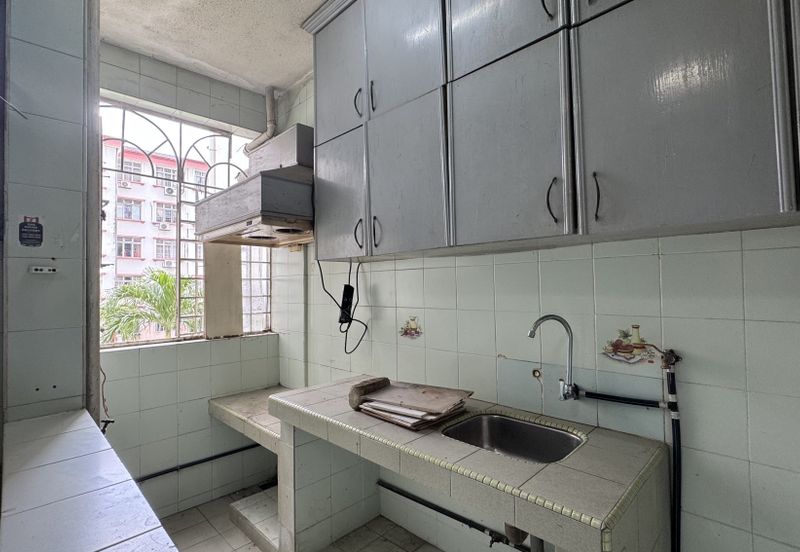 Subang Perdana Goodyear Court 9