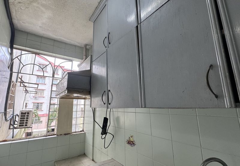 Subang Perdana Goodyear Court 9