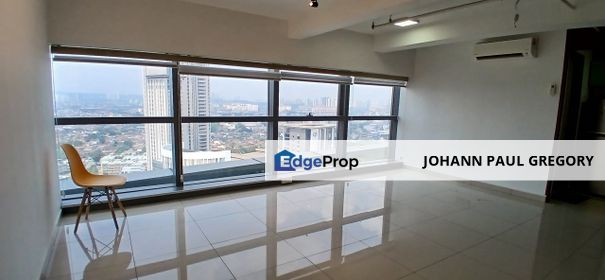 Nicely renovated  duplex office for rent PJ Pinnacle (Near MRT), Selangor, Petaling Jaya