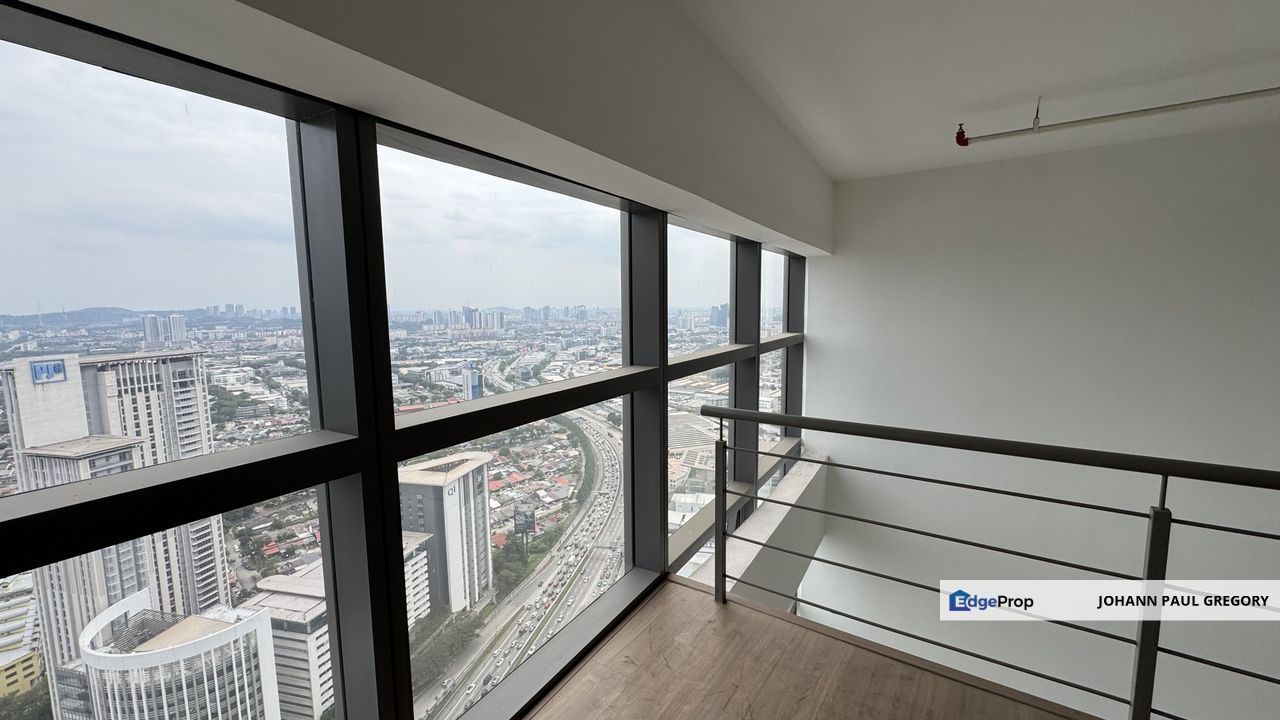 Bright Duplex office for rent Pinnacle PJ (Near LRT), Selangor, Petaling Jaya