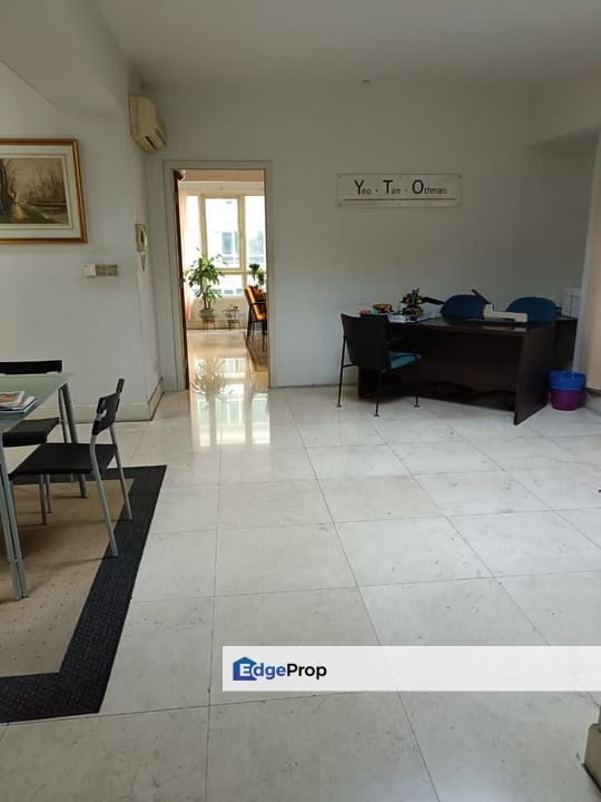 Strategic location Northpoint Residences Midvalley City for Sale, Kuala Lumpur, Mid Valley City