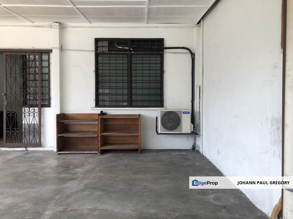 Convenient neighborhood PJ single storey house for Sale, Selangor, Petaling Jaya