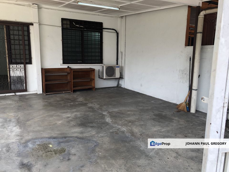 Convenient neighborhood PJ single storey house for Sale, Selangor, Petaling Jaya