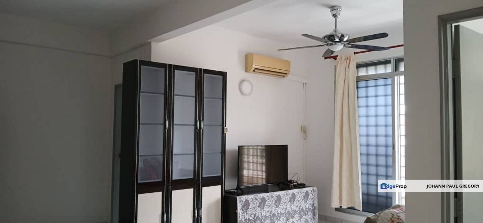 Newly painted unit at Tanjung Bungah Apartment for Rent and 3 mins walk to International school, Penang, Tanjung Bungah
