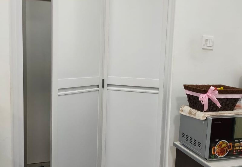 Kenwingston Square Garden