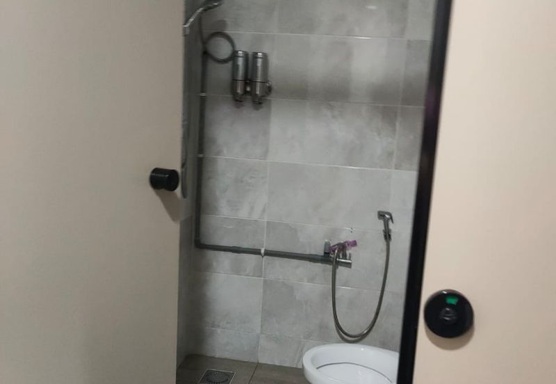 Kenwingston Square Garden