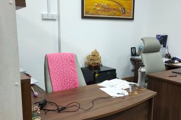 Kenwingston Square Garden