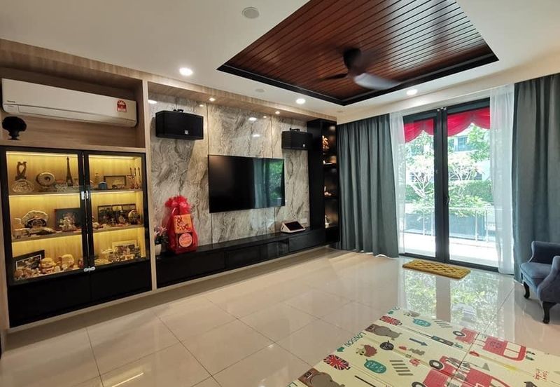 Spectacular Iconic Skies Villa for Sale