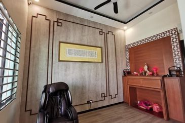 Spectacular Iconic Skies Villa for Sale