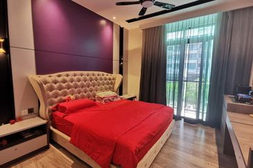 Spectacular Iconic Skies Villa for Sale