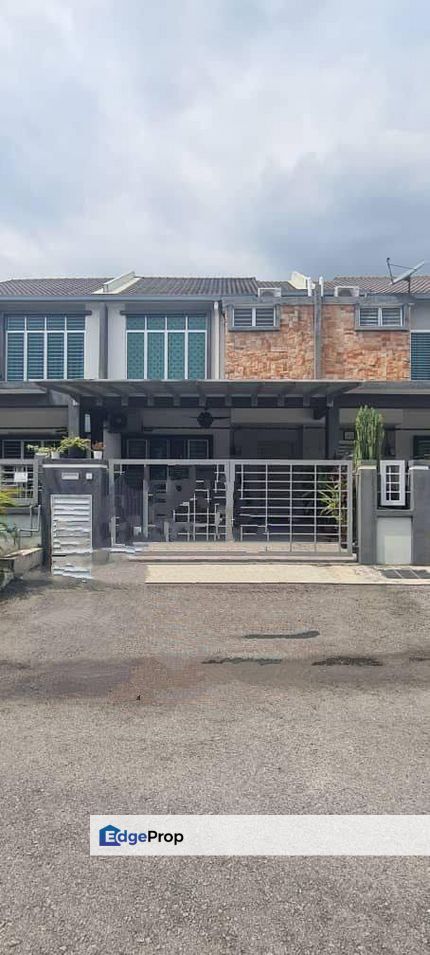 Double Storey Taman Pelangi Semenyih 2 (Rafflesia), Selangor, Semenyih