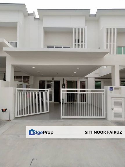 Double Storey Taman Suriaman Bandar Sri Sendayan For Sale, Negeri Sembilan, Seremban