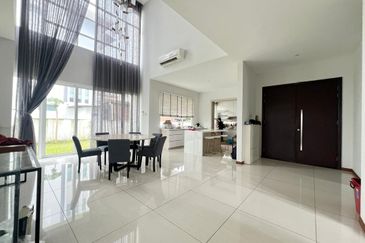 Isola Villa @ Senibong Cove