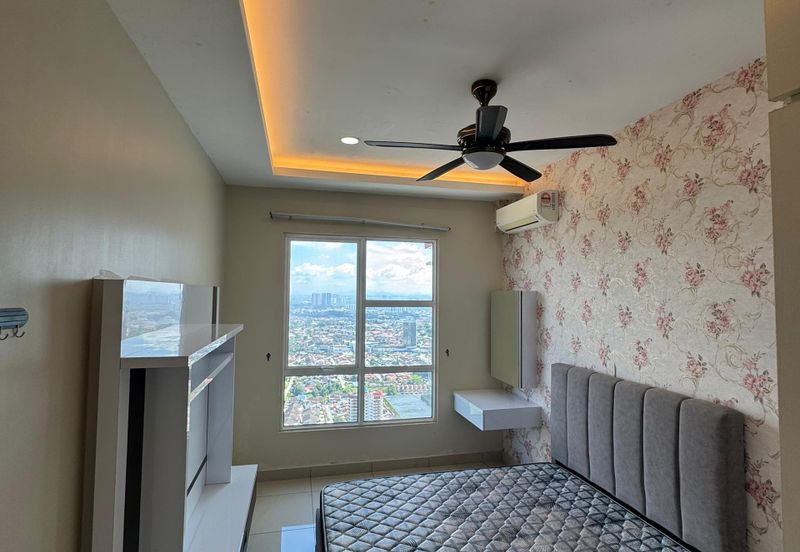 The Pinnacles (Pinnacle Tower)