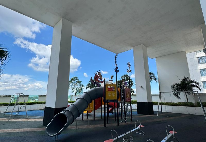 The Pinnacles (Pinnacle Tower)