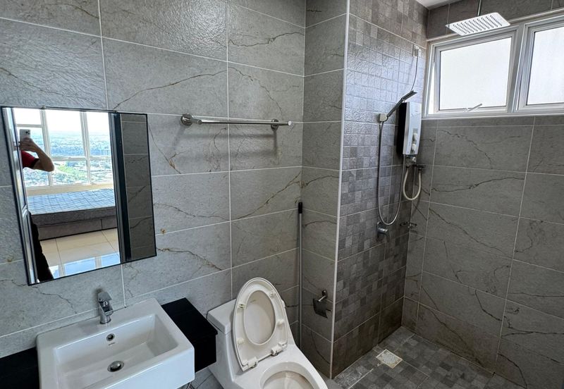 The Pinnacles (Pinnacle Tower)