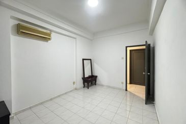 Mewah View Luxurious Apartments