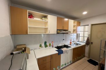 Mewah View Luxurious Apartments