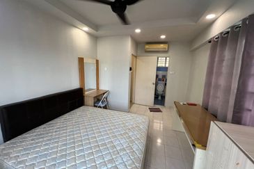 Mewah View Luxurious Apartments