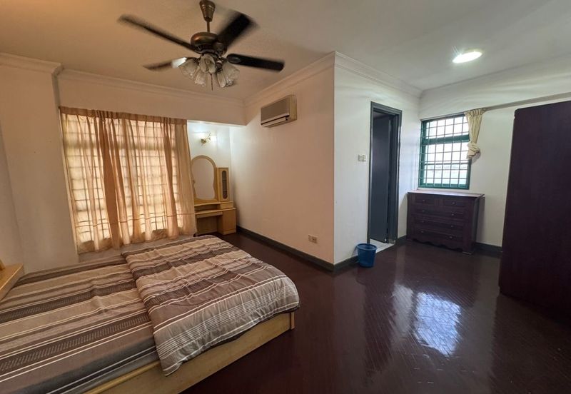 The Straits View, Bandar Baru Permas Jaya