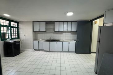 The Straits View, Bandar Baru Permas Jaya