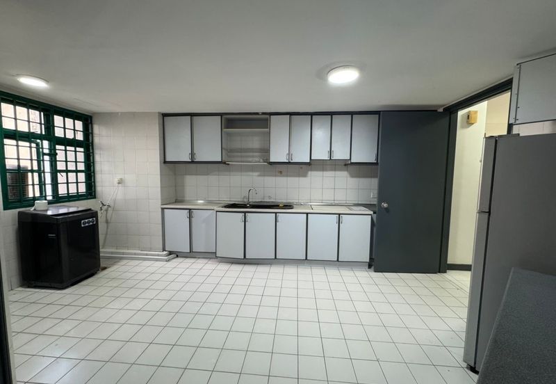 The Straits View, Bandar Baru Permas Jaya