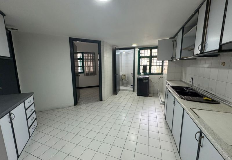 The Straits View, Bandar Baru Permas Jaya