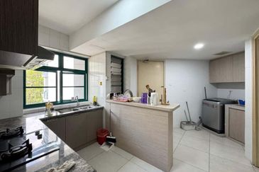 The Straits View, Bandar Baru Permas Jaya