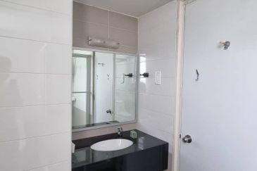 Elita @ The Straits View Condominium