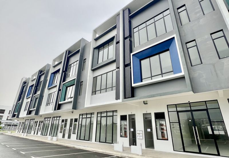 Crest @ Austin Emerald 2