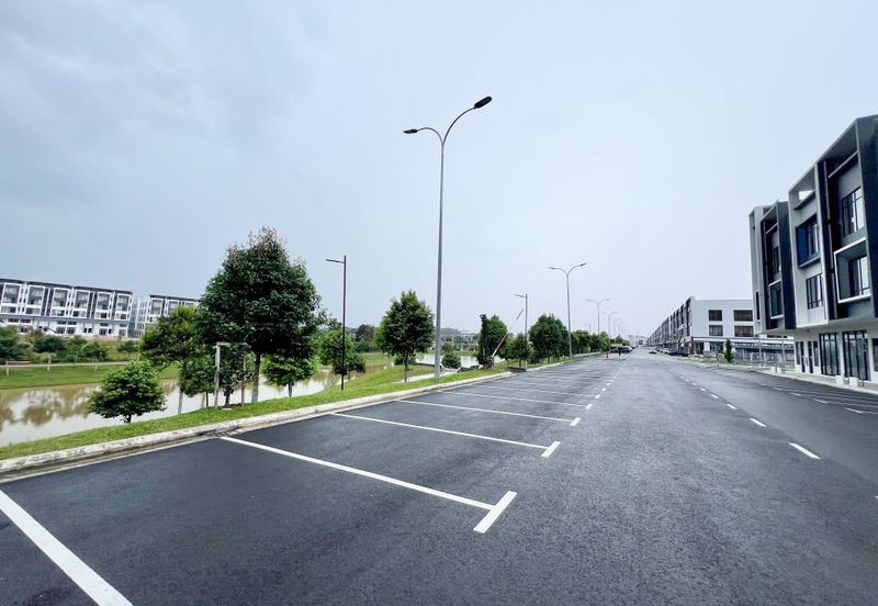 Crest @ Austin Emerald 2