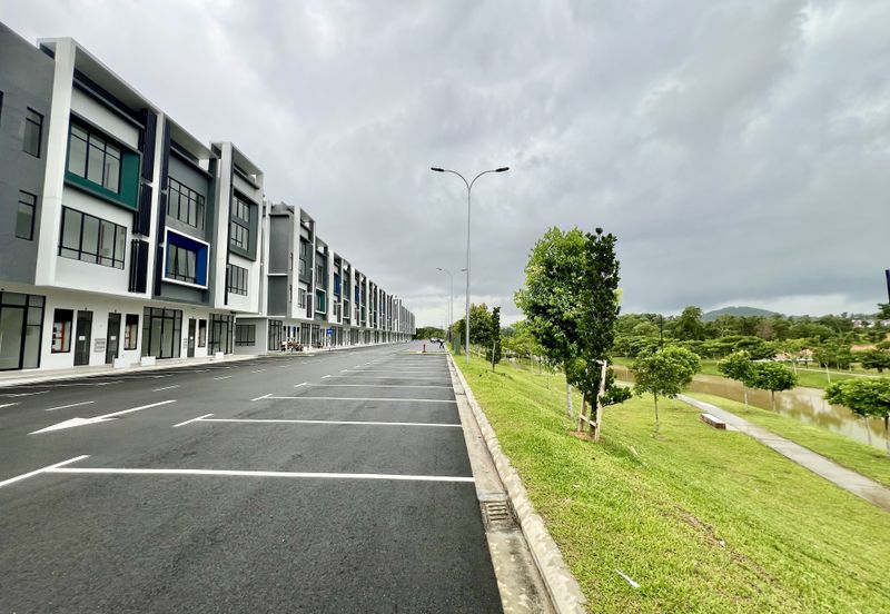 Crest @ Austin Emerald 2