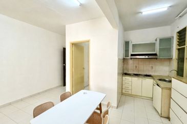 Villa Krystal, Bandar Selesa Jaya