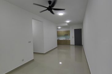 Meridin Bayvue Apartment