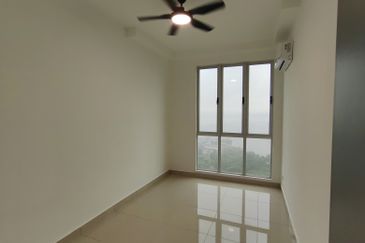 Meridin Bayvue Apartment